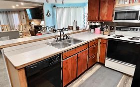 1019 N Virginia Dare Trail